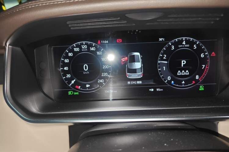 Used Land Rover Range 2019 3.0 SC V6 Long-wheelbase Version Odometer Close Up