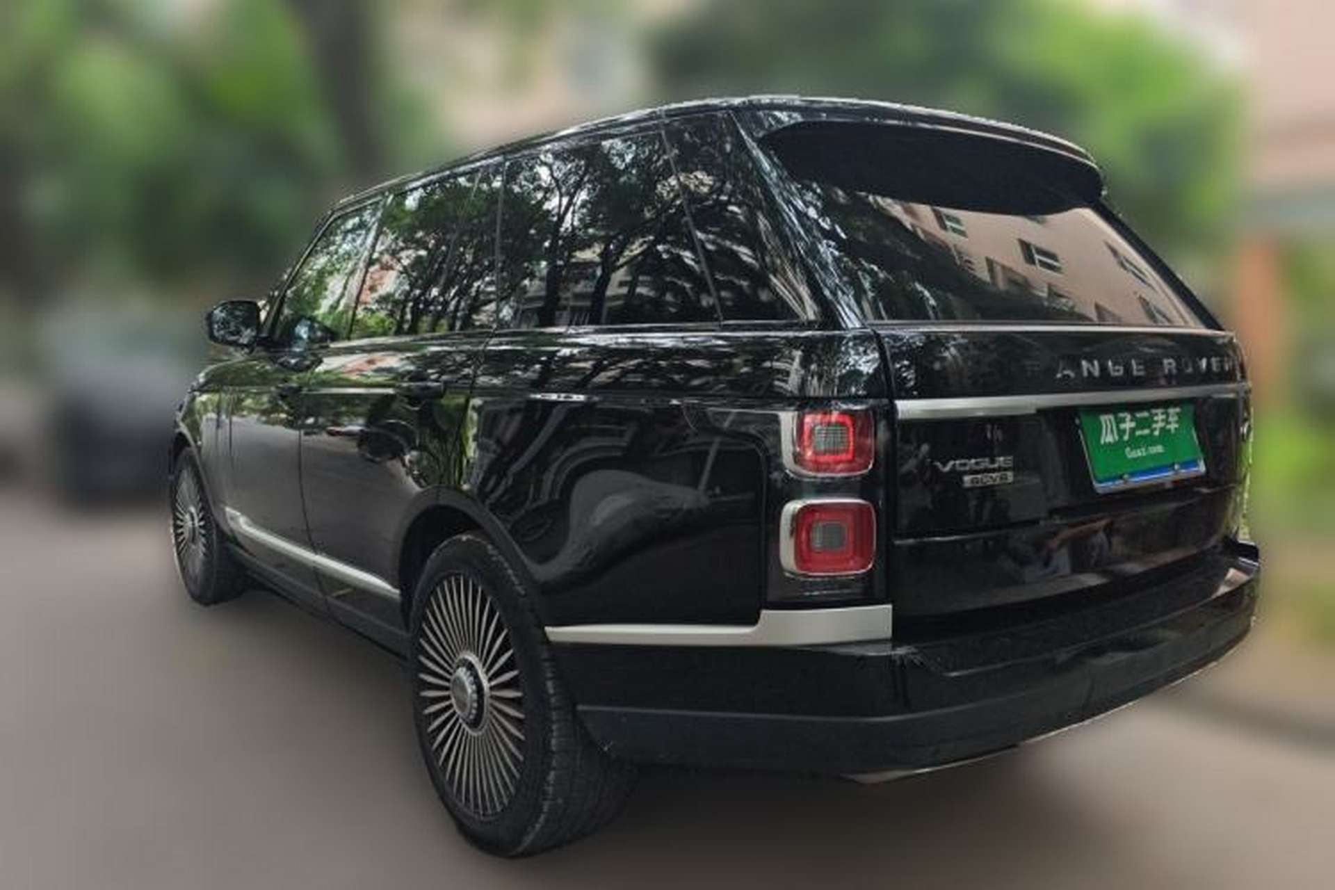 Used Land Rover Range 2019 3.0 SCV6 Legacy Edition Rear Left 45 Deg