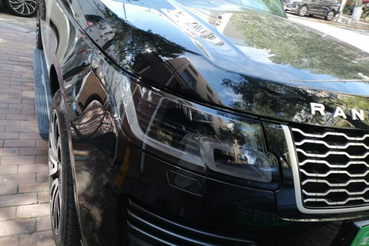 Used Land Rover Range 2019 3.0 SCV6 Legacy Edition Right Front Headlight