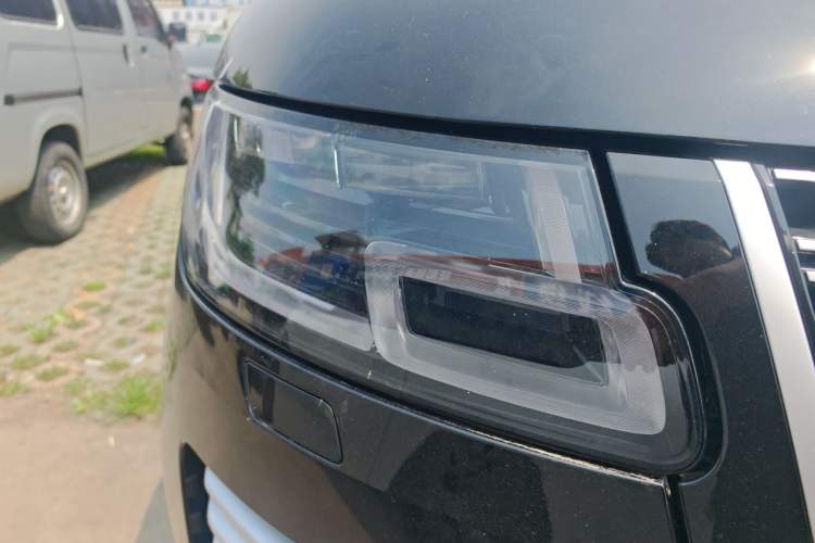 Used Land Rover Range  Right Front Headlight