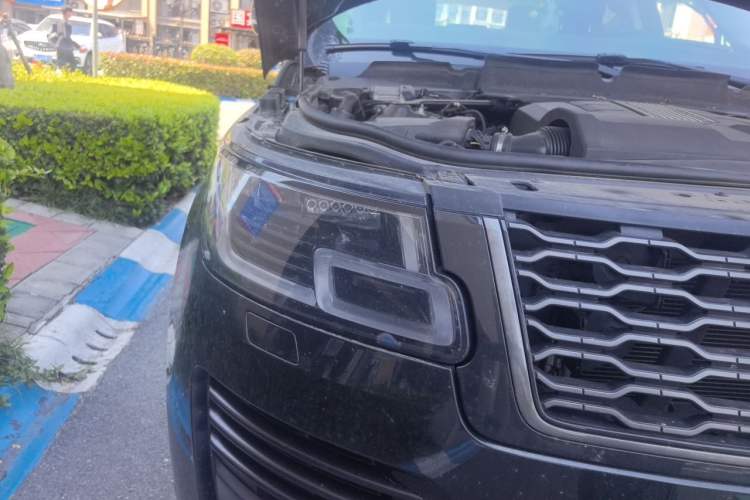 Used Land Rover Range 2019 3.0 SC V6 Grand Edition Right Front Headlight