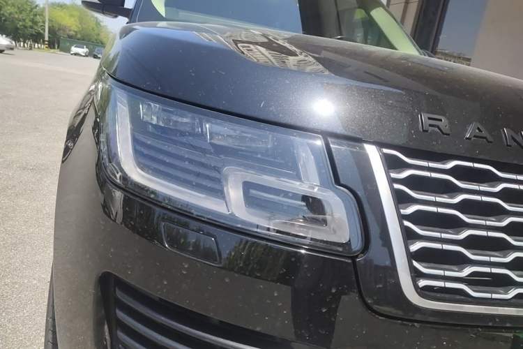 Used Land Rover Range 2019 3.0 SCV6 Legacy Edition Right Front Headlight