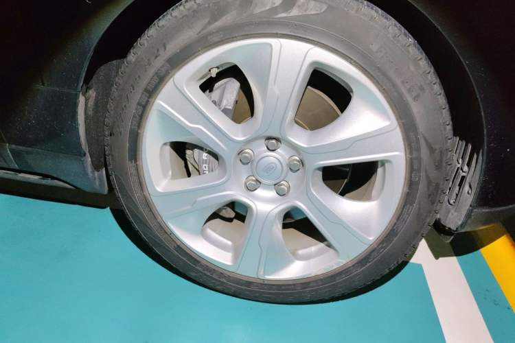 Used Land Rover Range 2019 3.0 SC V6 Long-wheelbase Version Right Front Wheel Hub