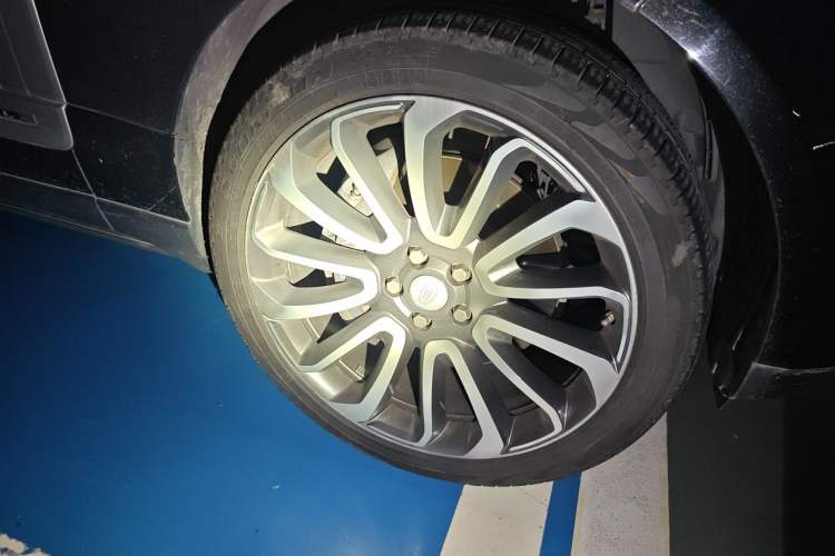 Used Land Rover Range 2019 3.0 SC V6 Long-wheelbase Version Right Front Wheel Hub