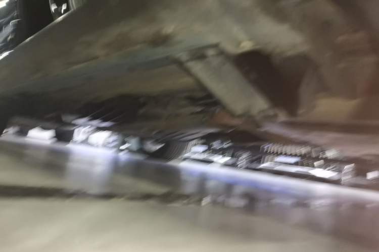 Used Land Rover Range 2019 3.0 SC V6 Long-wheelbase Version Right Side Sill