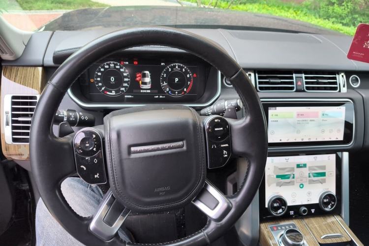 Used Land Rover Range 2019 3.0 SC V6 Grand Edition Steering Wheel