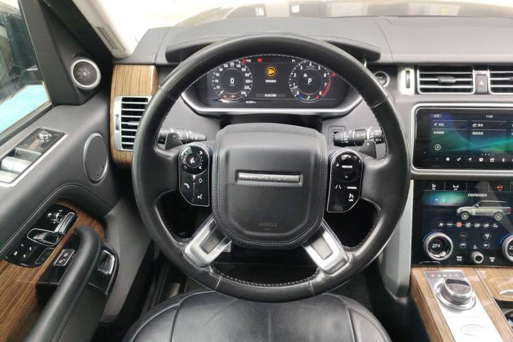 Used Land Rover Range 2019 3.0 SC V6 Grand Edition Steering Wheel