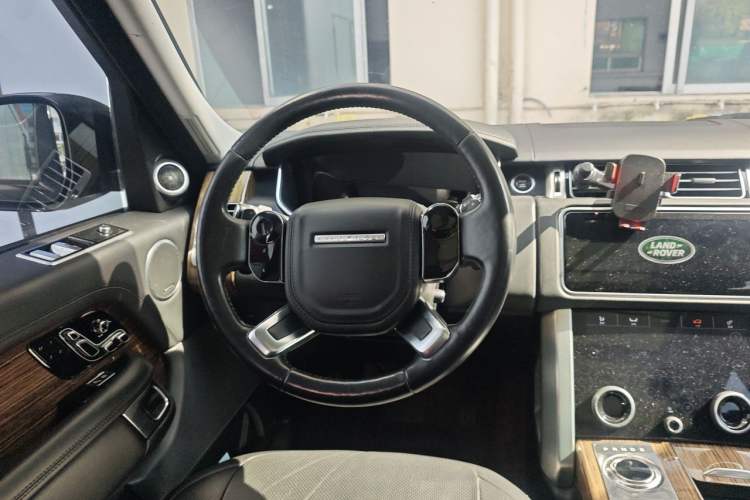 Used Land Rover Range 2019 3.0 SCV6 Legacy Edition Steering Wheel