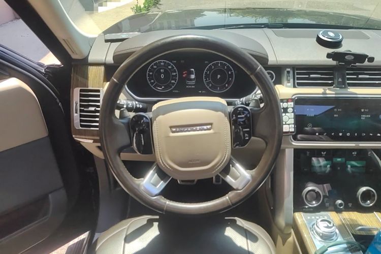 Used Land Rover Range 2019 3.0 SCV6 Legacy Edition Steering Wheel