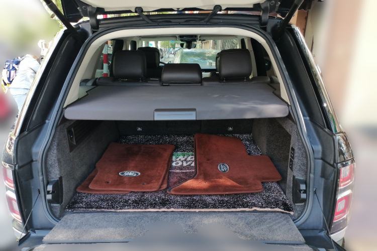Used Land Rover Range 2019 3.0 SCV6 Legacy Edition Trunk