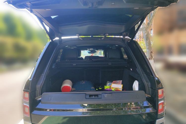 Used Land Rover Range 2019 3.0 SCV6 Legacy Edition Trunk
