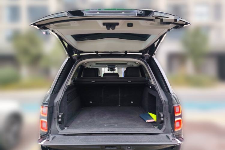Used Land Rover Range 2019 3.0 SC V6 Grand Edition Trunk