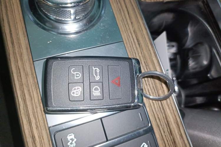 Used Land Rover Range 2019 3.0 SC V6 Long-wheelbase Version Vehicle Key