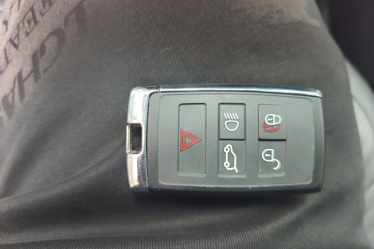 Used Land Rover Range 2019 3.0 SC V6 Long-wheelbase Version Vehicle Key