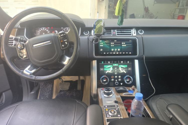 Used Land Rover Range  Center Console