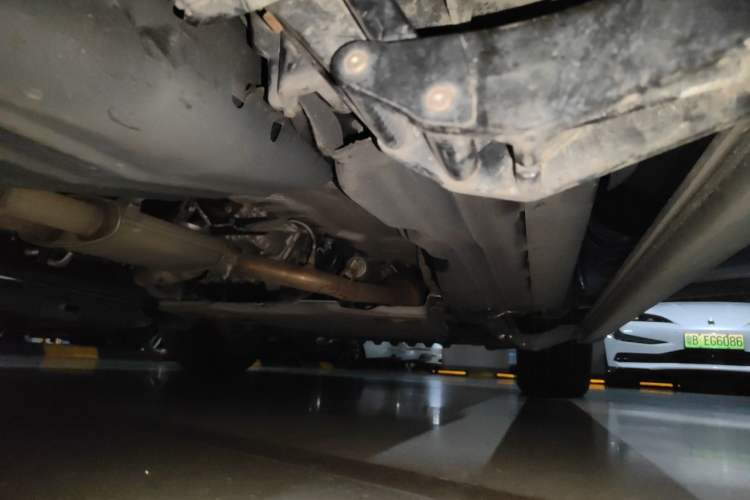 Used Land Rover Range 2019 3.0 SCV6 Legacy Edition Chassis Rear Right