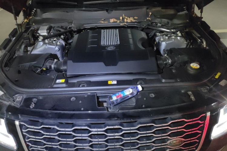 Used Land Rover Range 2019 3.0 SCV6 Legacy Edition Engine Bay