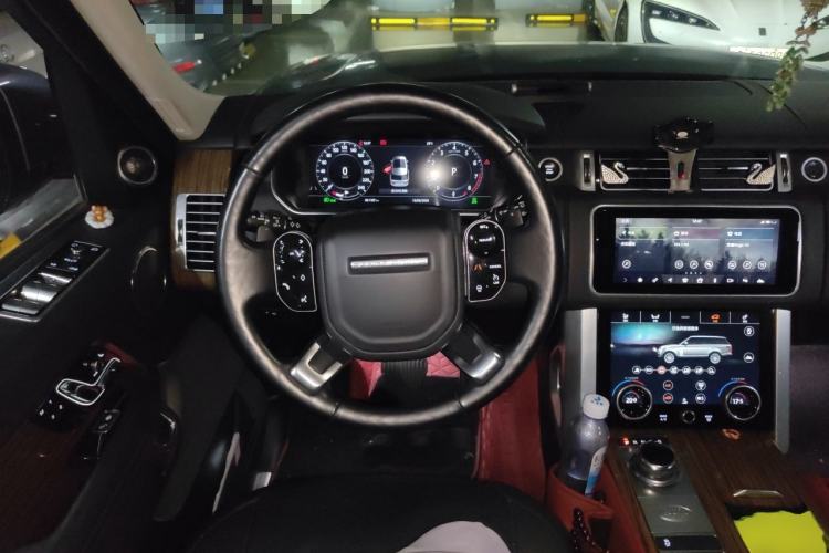Used Land Rover Range 2019 3.0 SCV6 Legacy Edition Steering Wheel