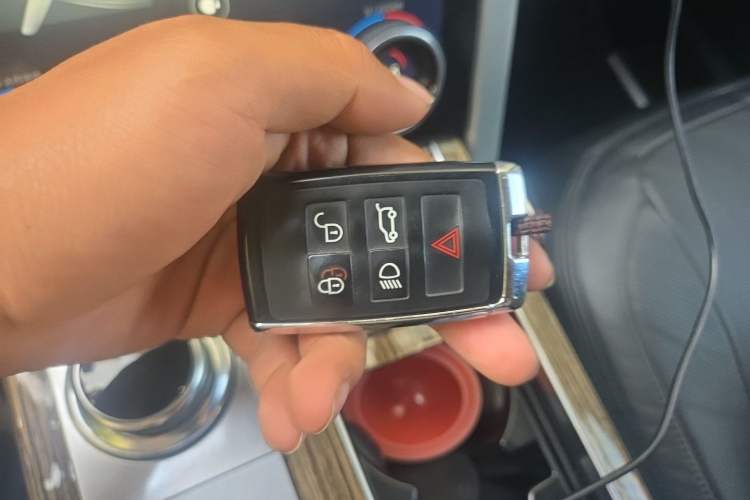 Used Land Rover Range  Vehicle Key