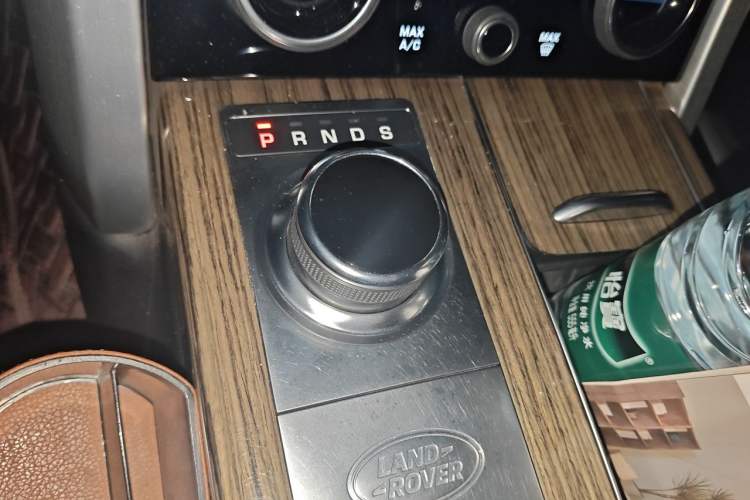 Used Land Rover Range 2019 3.0 SC V6 Long-wheelbase Version Gear Lever