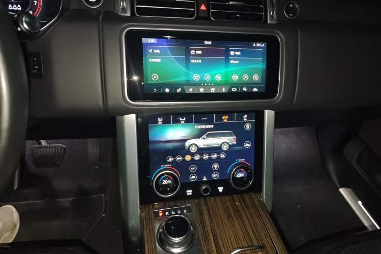 Used Land Rover Range 2019 3.0 SC V6 Long-wheelbase Version Audio And AC Panel