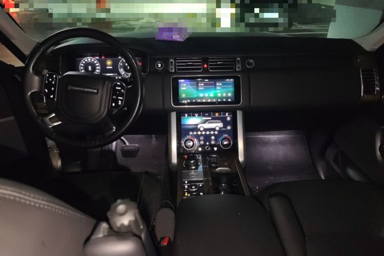 Used Land Rover Range 2019 3.0 SC V6 Long-wheelbase Version Center Console