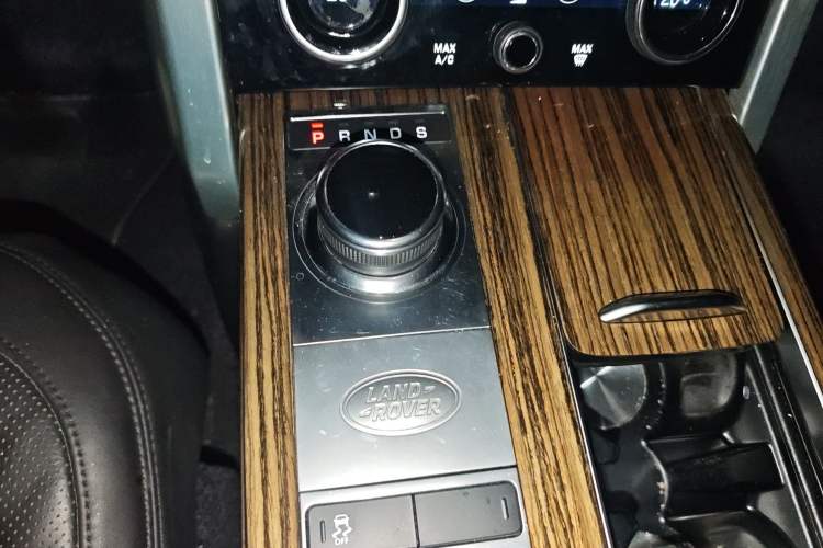 Used Land Rover Range 2019 3.0 SC V6 Long-wheelbase Version Gear Lever