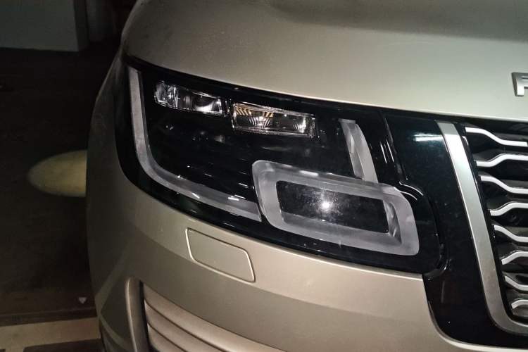 Used Land Rover Range 2019 3.0 SC V6 Long-wheelbase Version Right Front Headlight