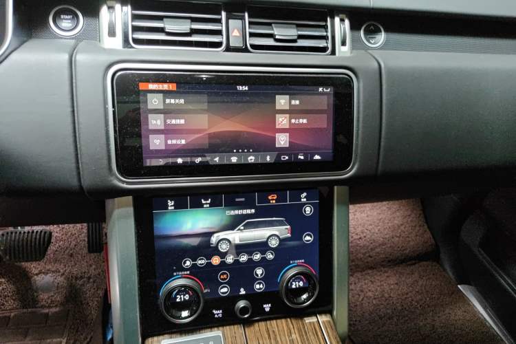 Used Land Rover Range 2019 3.0 SCV6 Legacy Edition Audio And AC Panel