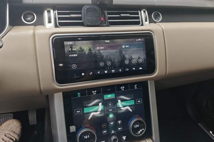 Used Land Rover Range 2019 3.0 SC V6 Long-wheelbase Version Audio And AC Panel
