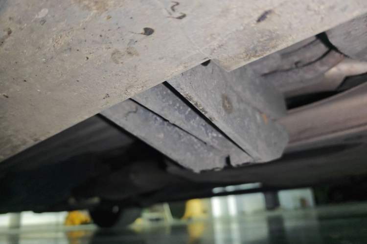 Used Land Rover Range  Chassis Front Right
