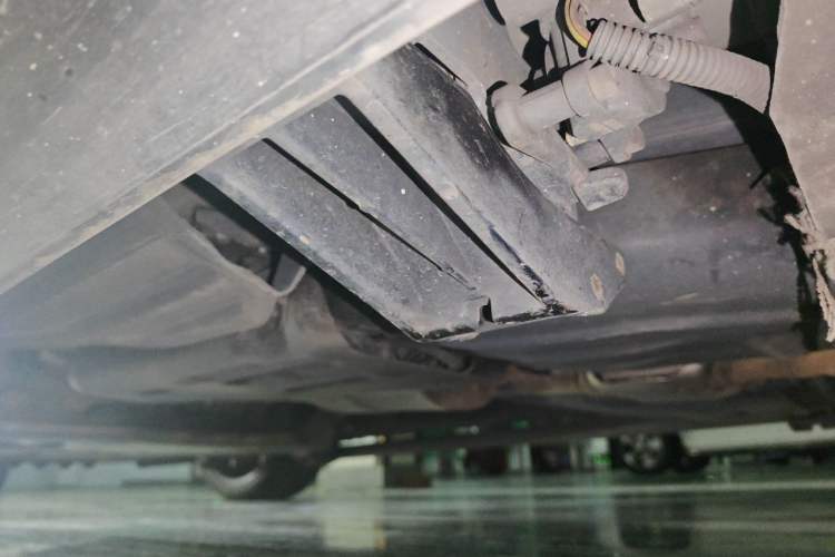 Used Land Rover Range  Chassis Rear Left