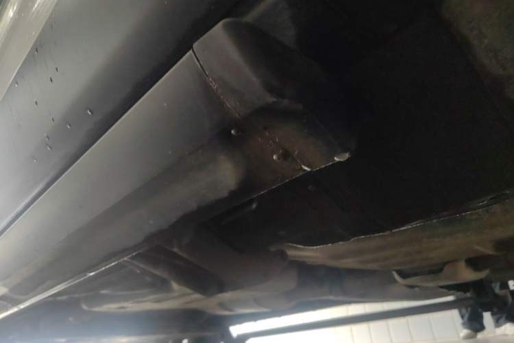 Used Land Rover Range  Chassis Rear Left