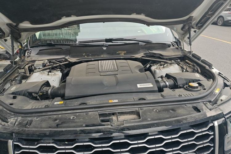 Used Land Rover Range 2019 3.0 SC V6 Long-wheelbase Version Engine Bay