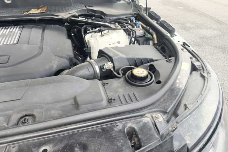 Used Land Rover Range  Engine Bay Left