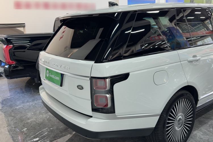 Used Land Rover Range 2019 3.0 SCV6 Legacy Edition Exterior 4
