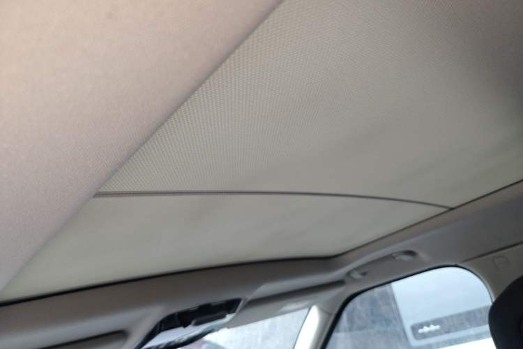 Used Land Rover Range  Headliner