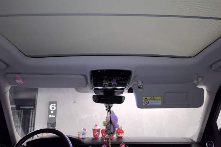 Used Land Rover Range  Headliner
