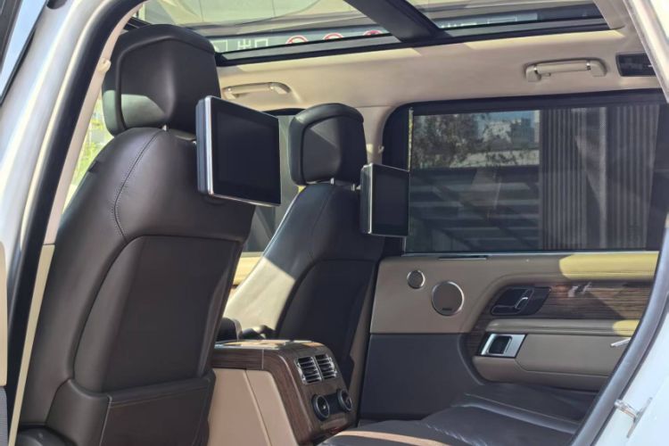 Used Land Rover Range 2019 3.0 SC V6 Long-wheelbase Version Interior 3