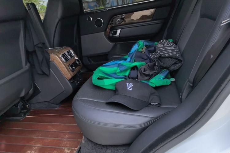 Used Land Rover Range  Left Rear Seat