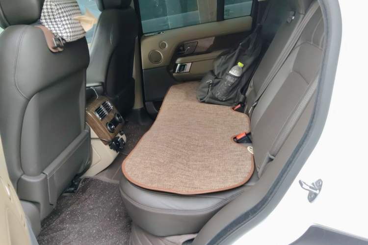 Used Land Rover Range 2019 3.0 SCV6 Legacy Edition Left Rear Seat