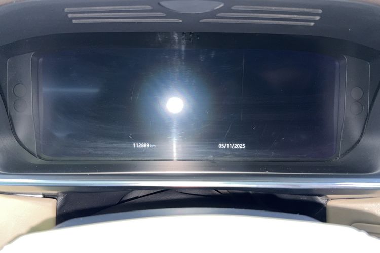Used Land Rover Range 2019 3.0 SC V6 Long-wheelbase Version Odometer Close Up