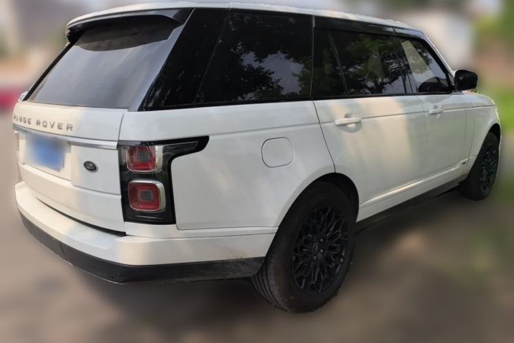 Used Land Rover Range  Rear Right 45 Deg