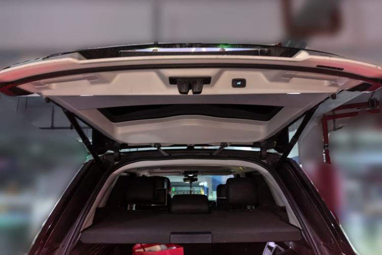 Used Land Rover Range 2019 3.0 SC V6 Long-wheelbase Version Trunk