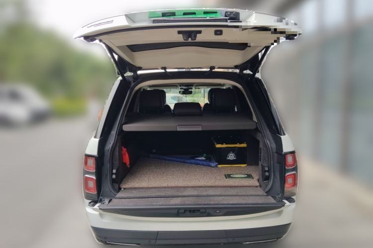 Used Land Rover Range 2019 3.0 SCV6 Legacy Edition Trunk
