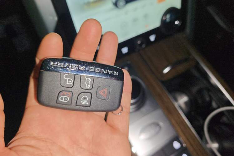 Used Land Rover Range  Vehicle Key