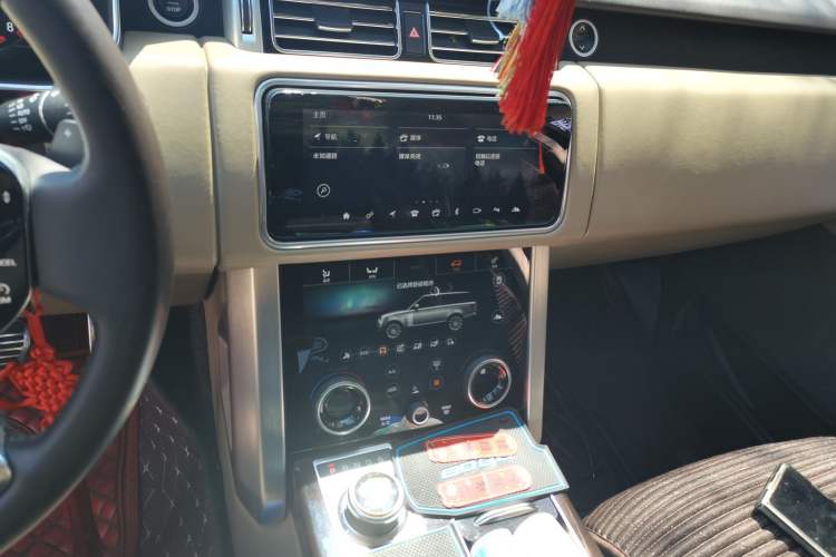 Used Land Rover Range 2020 3.0 L6 Long-Wheelbase Legacy Audio And AC Panel