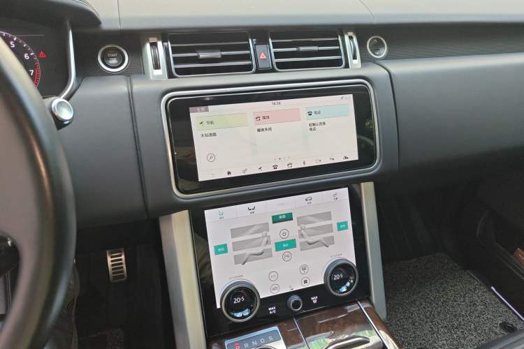 Used Land Rover Range 2020 3.0 L6 Long-Wheelbase Legacy Audio And AC Panel