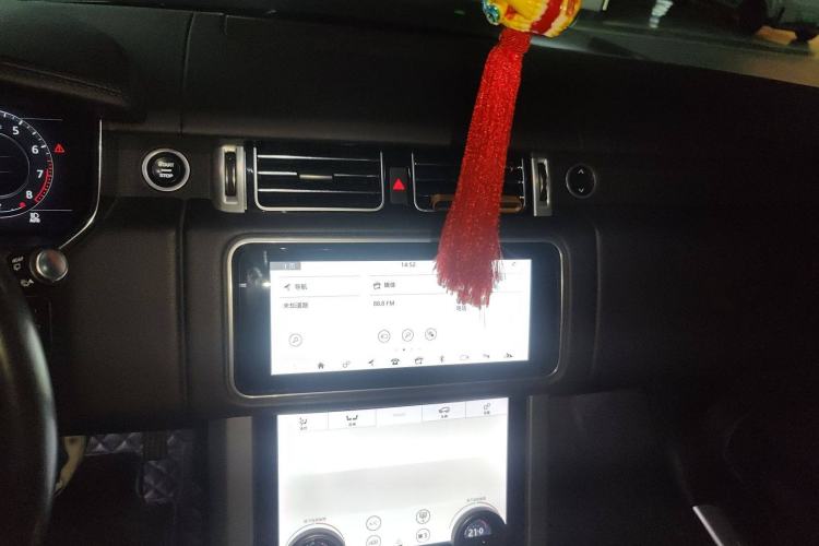 Used Land Rover Range 2020 3.0 L6 Grand Edition Audio And AC Panel