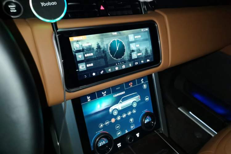Used Land Rover Range 2020 3.0 L6 Long-Wheelbase Legacy Audio And AC Panel